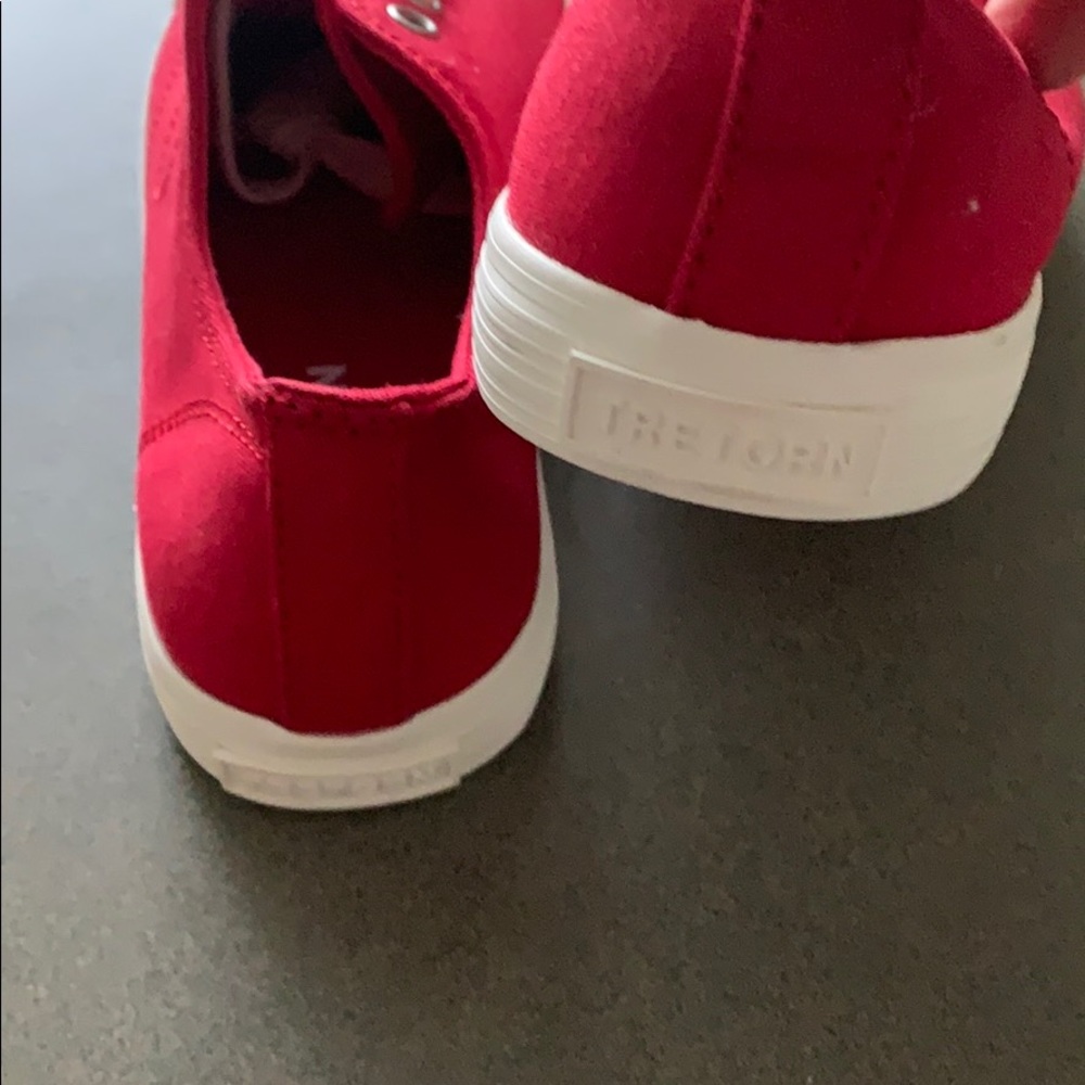 Shoes - Picture 3 of 3